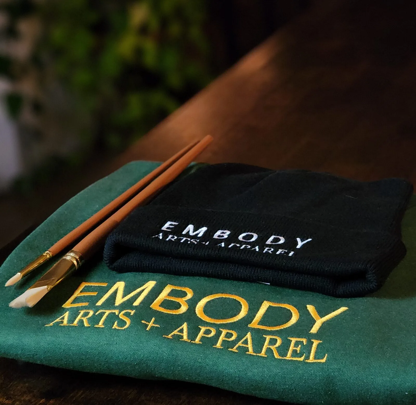 Forest Gold Crewneck view 2